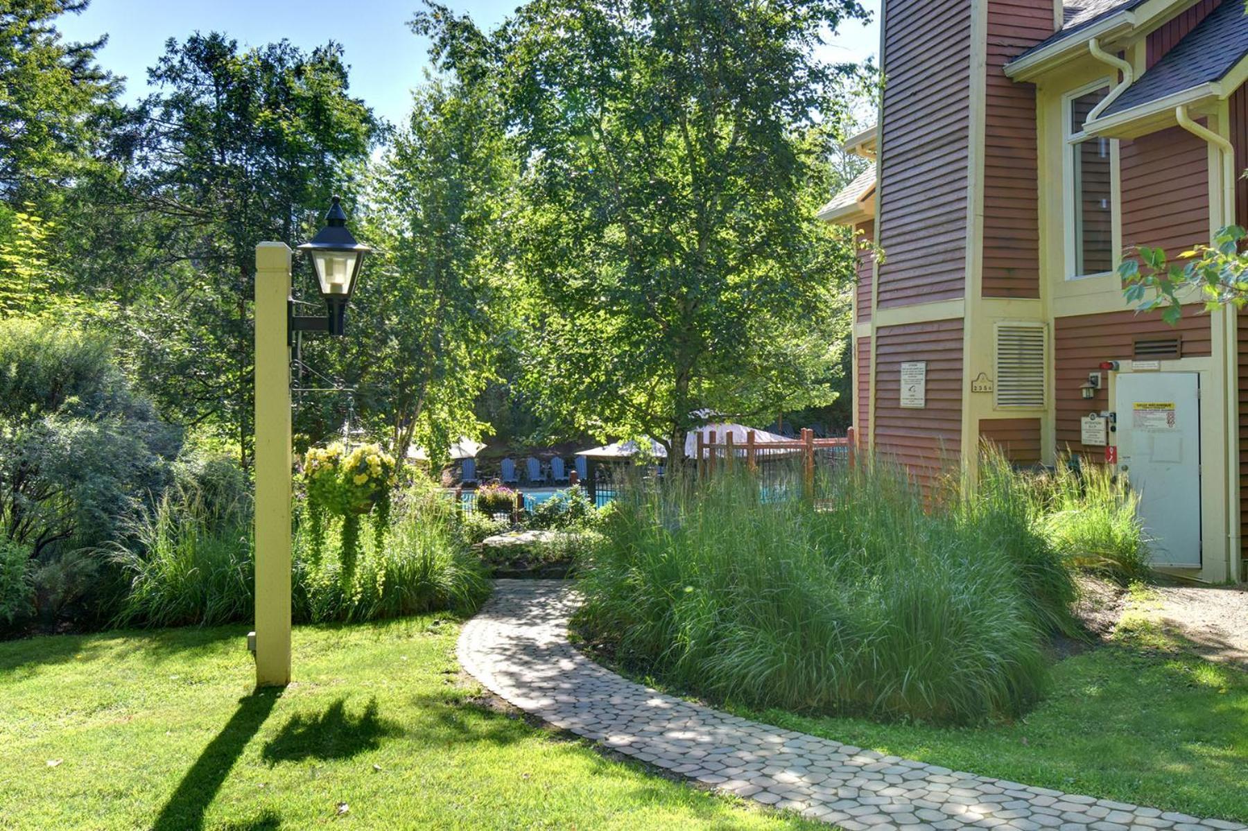 Tremblant Prestige - Les Eaux 207-2 Apartment มงต์-ทร็องบล็องต์ ภายนอก รูปภาพ