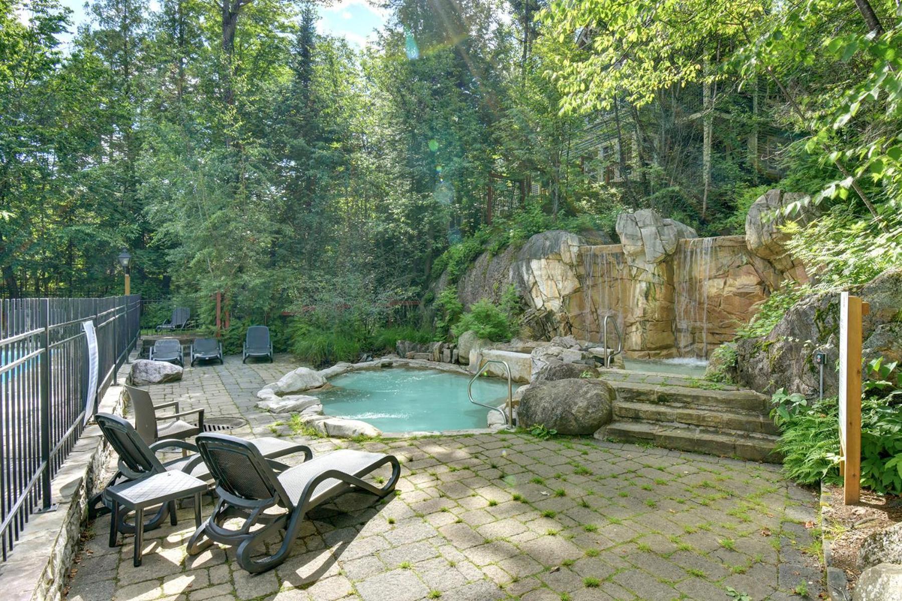 Tremblant Prestige - Les Eaux 207-2 Apartment มงต์-ทร็องบล็องต์ ภายนอก รูปภาพ